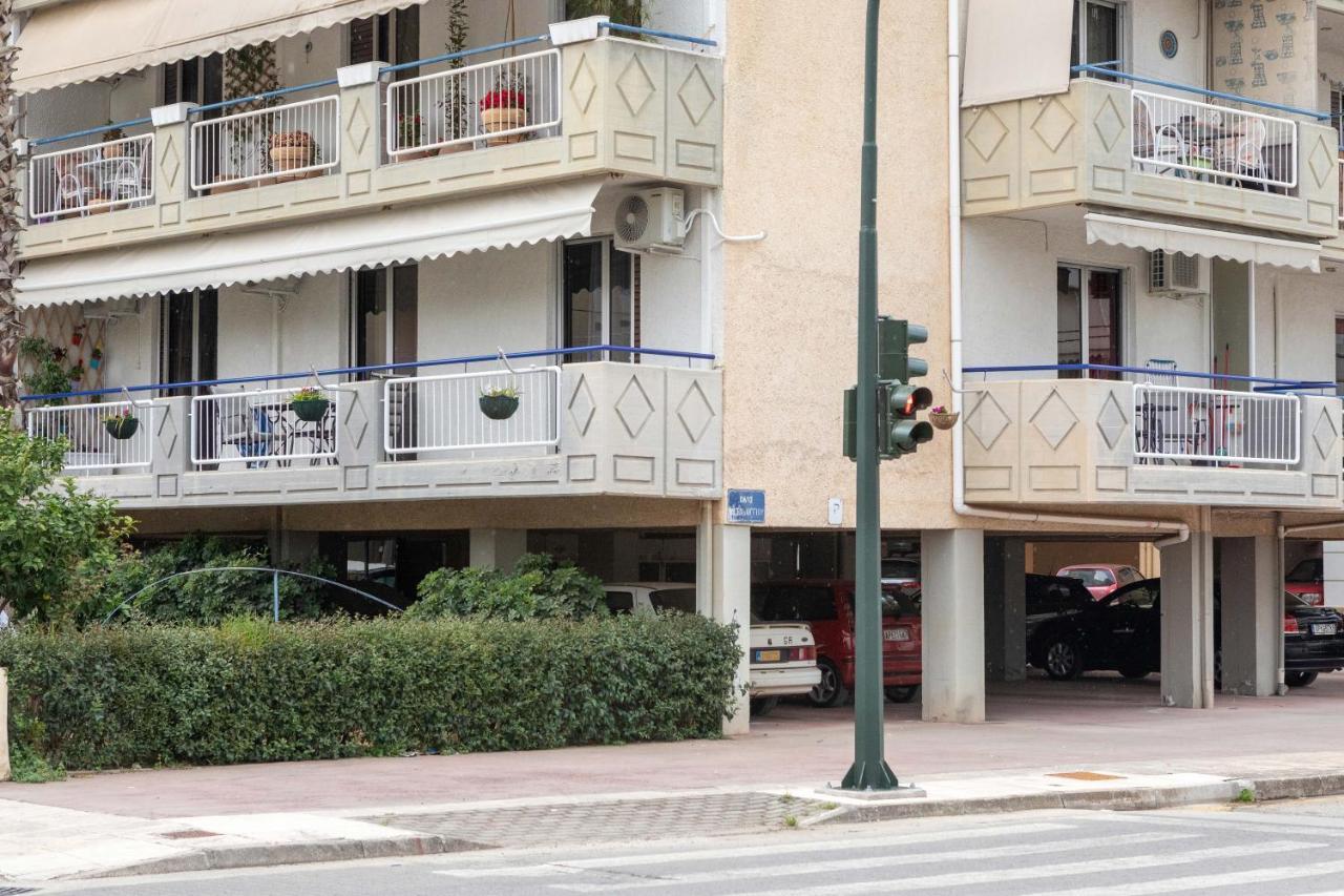 Johnny'S Three Bedroom Apartment นาฟปลิโอ ภายนอก รูปภาพ