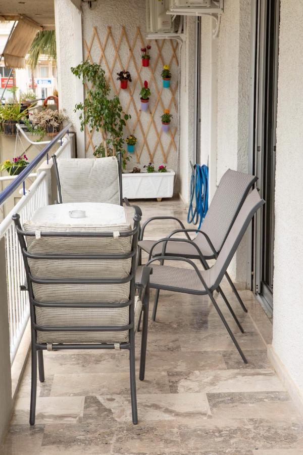 Johnny'S Three Bedroom Apartment นาฟปลิโอ ภายนอก รูปภาพ